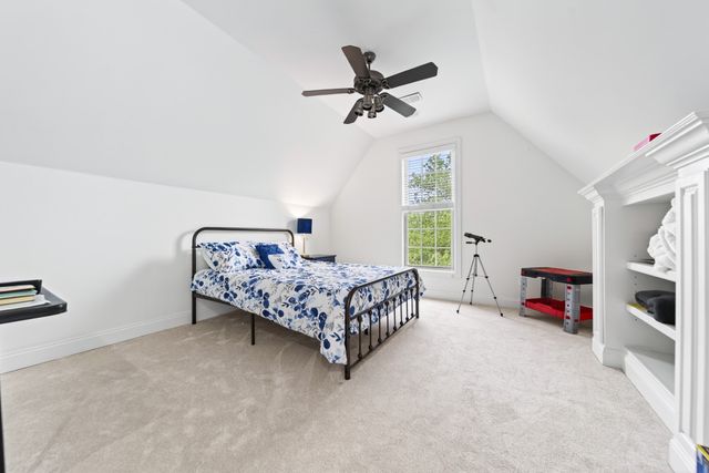 100 Gaston St, Hendersonville, TN 37075