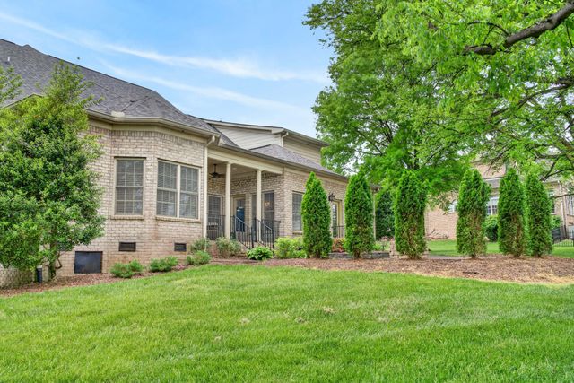 100 Gaston St, Hendersonville, TN 37075