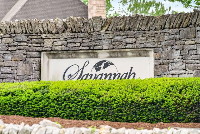 100 Gaston St, Hendersonville, TN 37075