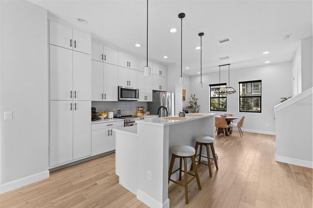 401 N OREGON AVENUE 9, Tampa, FL 33606