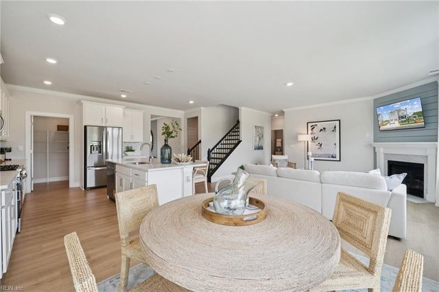 964 Intracoastal WAY, Chesapeake, VA 23322