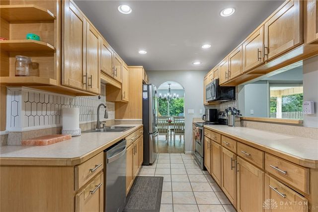 1295 Brainard Woods Drive, Washington Twp, OH 45458