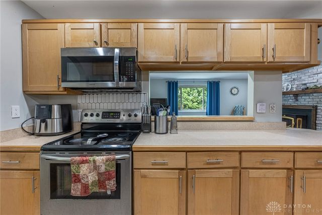 1295 Brainard Woods Drive, Washington Twp, OH 45458