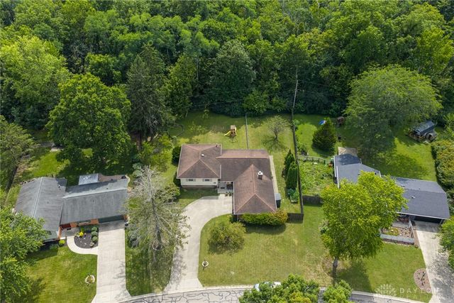 1295 Brainard Woods Drive, Washington Twp, OH 45458