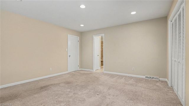 6594 Riverwood Road, Walkertown, NC 27051