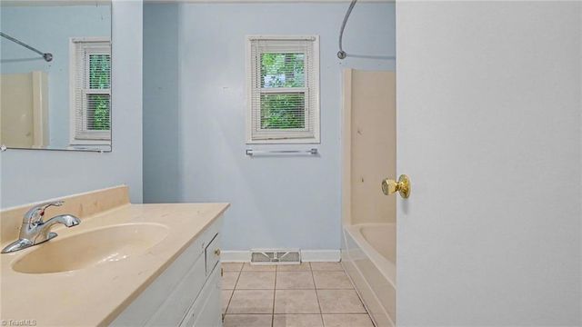 6594 Riverwood Road, Walkertown, NC 27051