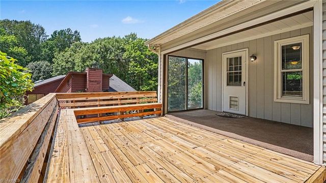 6594 Riverwood Road, Walkertown, NC 27051