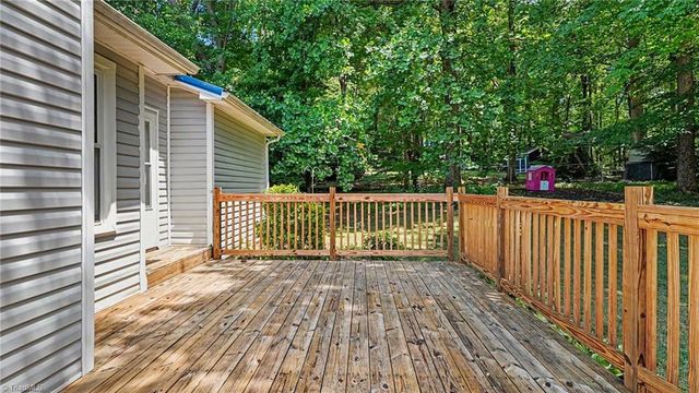 6594 Riverwood Road, Walkertown, NC 27051