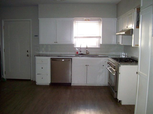 1114 NW Oak Ave, Lawton, OK 73507