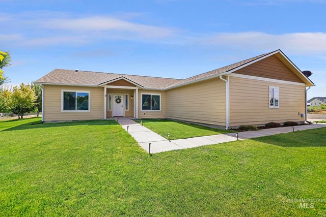 3388 N 3065 E, Twin Falls, ID 83301