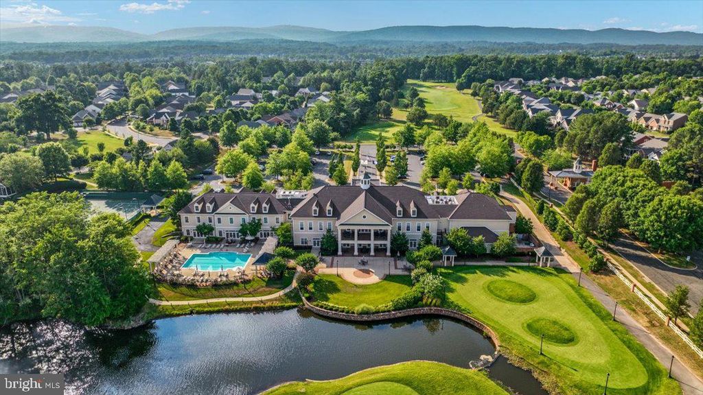 15715 ALDERBROOK DR, Haymarket, VA 20169