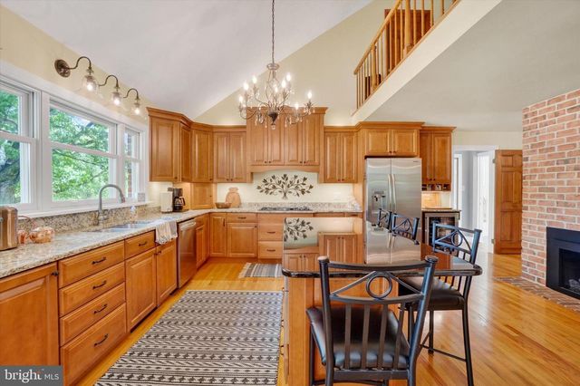 3701 TROUT RUN RD, York, PA 17406
