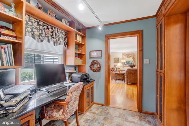 3701 TROUT RUN RD, York, PA 17406