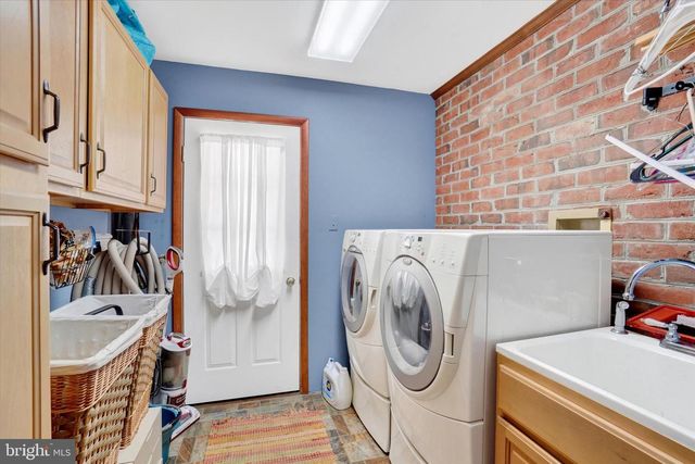 3701 TROUT RUN RD, York, PA 17406