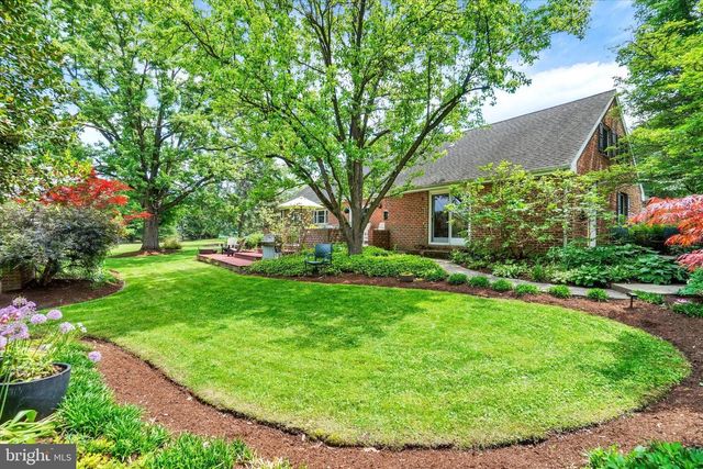 3701 TROUT RUN RD, York, PA 17406