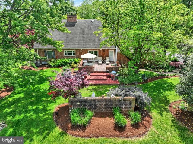 3701 TROUT RUN RD, York, PA 17406