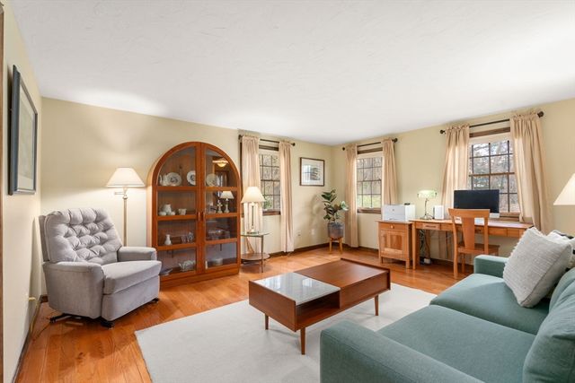 71 Jennifer Drive, West Springfield, MA 01089