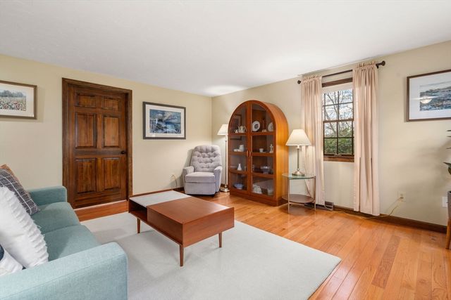 71 Jennifer Drive, West Springfield, MA 01089