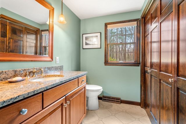71 Jennifer Drive, West Springfield, MA 01089