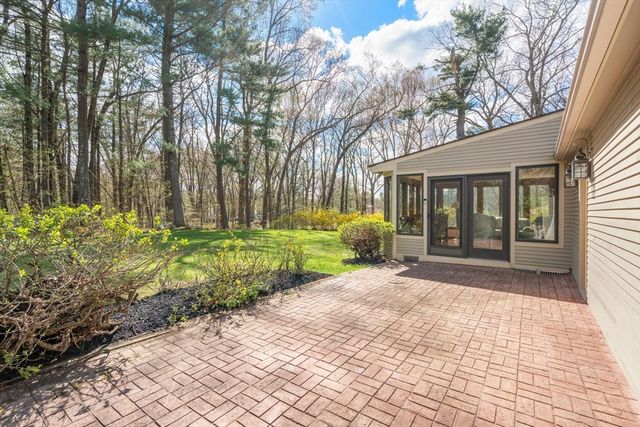 71 Jennifer Drive, West Springfield, MA 01089