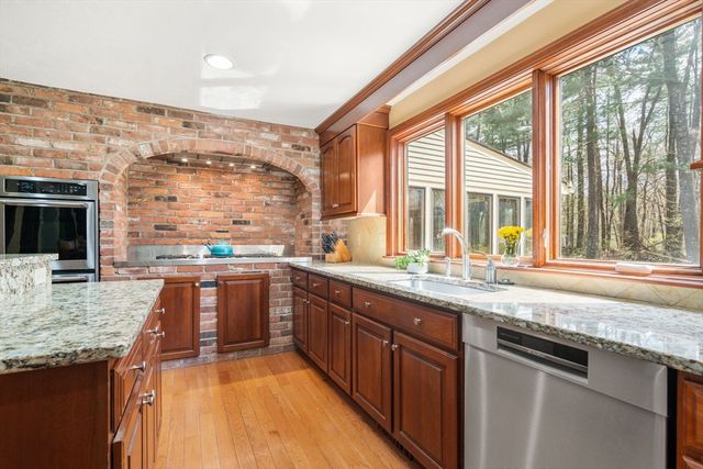 71 Jennifer Drive, West Springfield, MA 01089