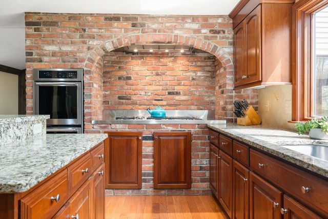 71 Jennifer Drive, West Springfield, MA 01089