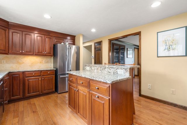 71 Jennifer Drive, West Springfield, MA 01089