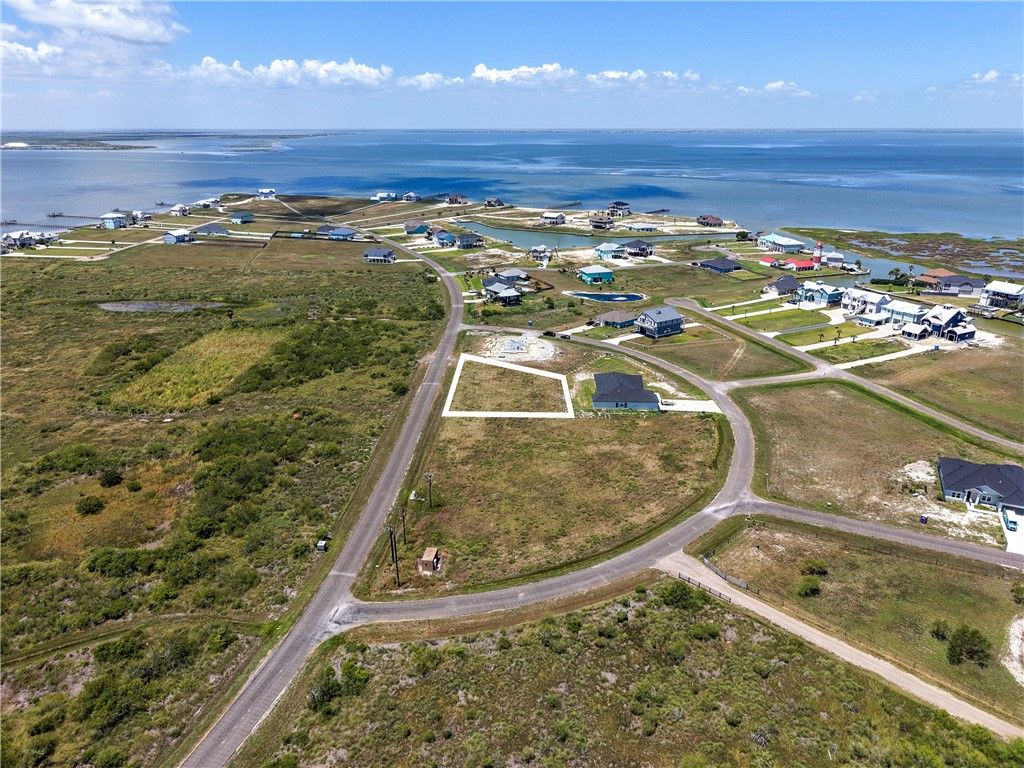 1365 Cape Velero Dr, Rockport, TX 78382 — exterior