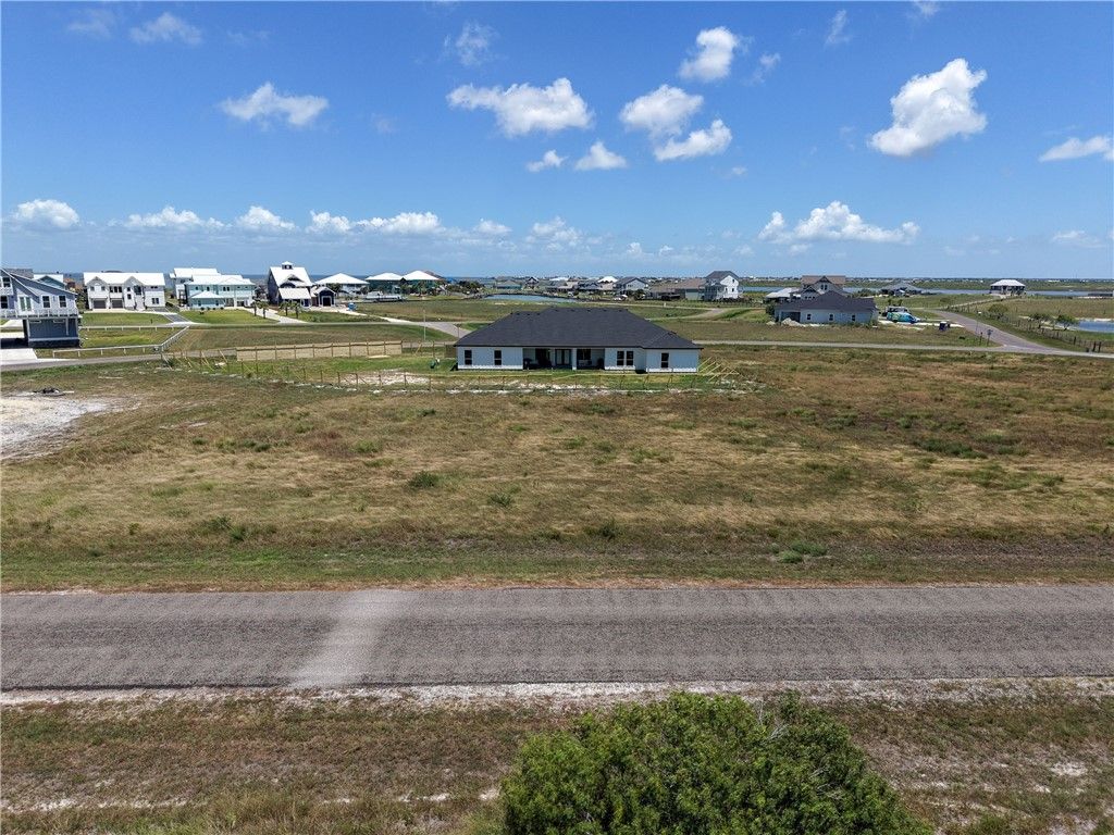 1365 Cape Velero Dr, Rockport, TX 78382 — photo 3