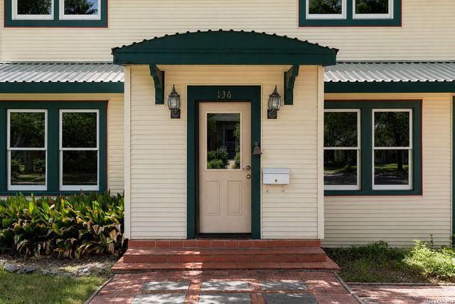 136 Argo Ave, Alamo Heights, TX 78209