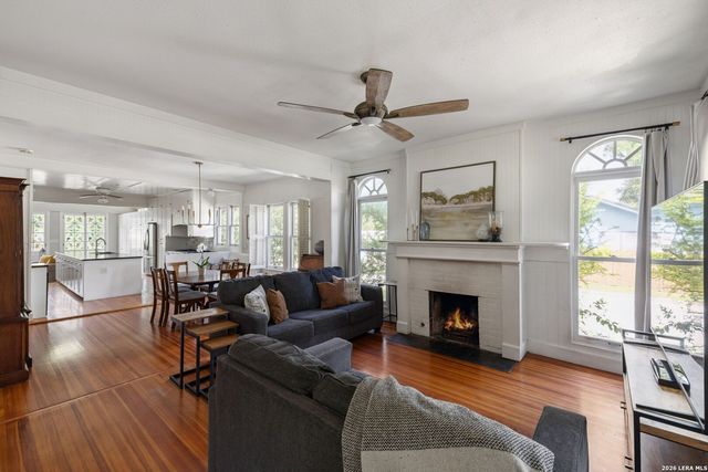 136 Argo Ave, Alamo Heights, TX 78209