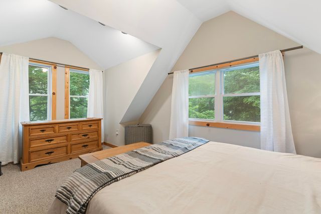 7 Lightning Ledge Way, Wilmington, VT 05363