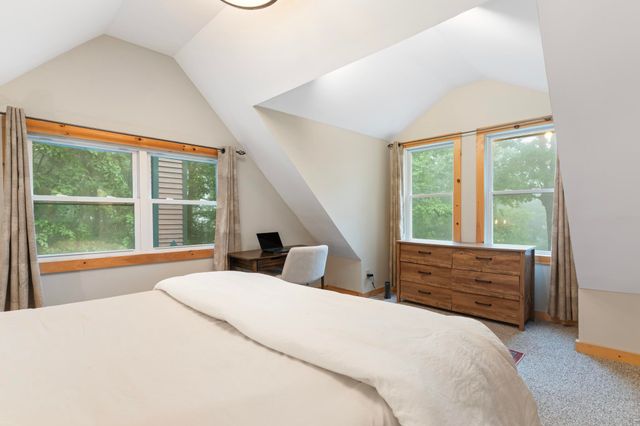 7 Lightning Ledge Way, Wilmington, VT 05363