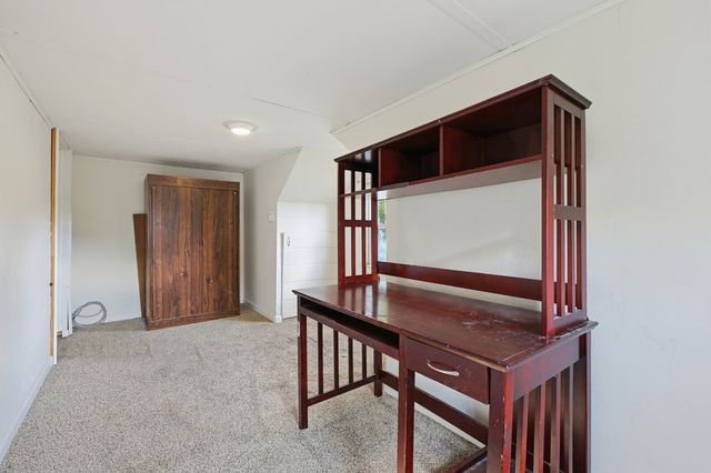 80 Hill Ave, Franklin, MA 02038