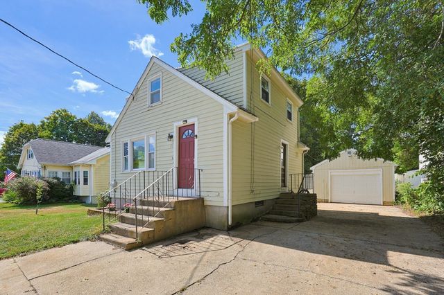 80 Hill Ave, Franklin, MA 02038