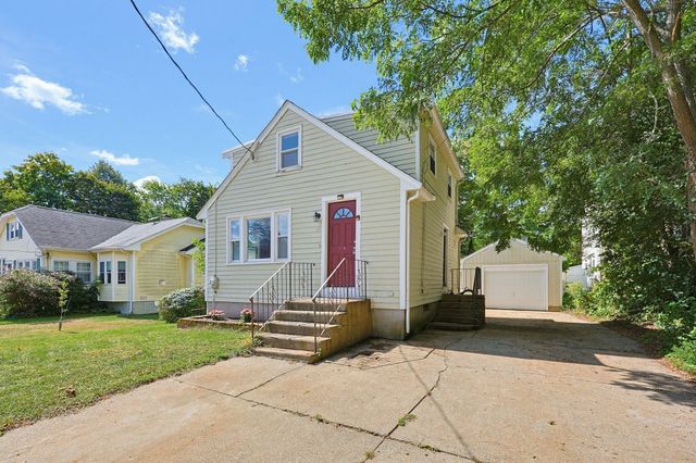 80 Hill Ave, Franklin, MA 02038