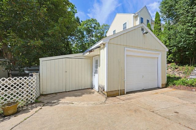 80 Hill Ave, Franklin, MA 02038