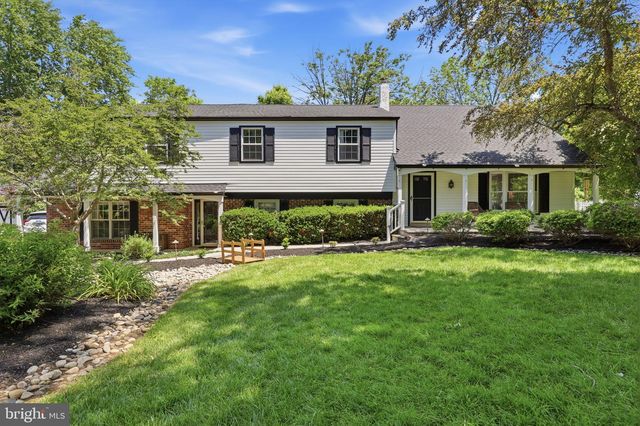 111 RICHARD DR, Chalfont, PA 18914