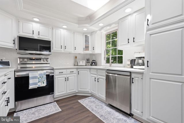 111 RICHARD DR, Chalfont, PA 18914
