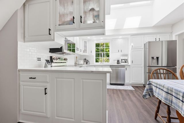 111 RICHARD DR, Chalfont, PA 18914