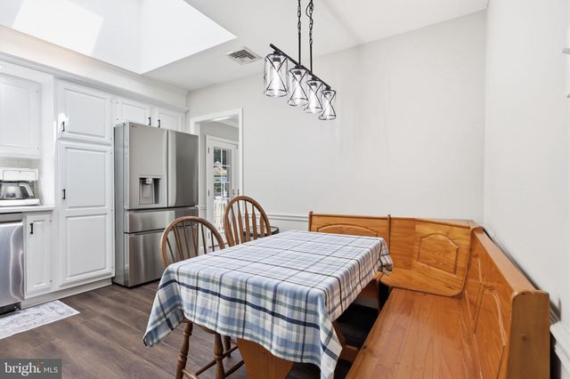 111 RICHARD DR, Chalfont, PA 18914
