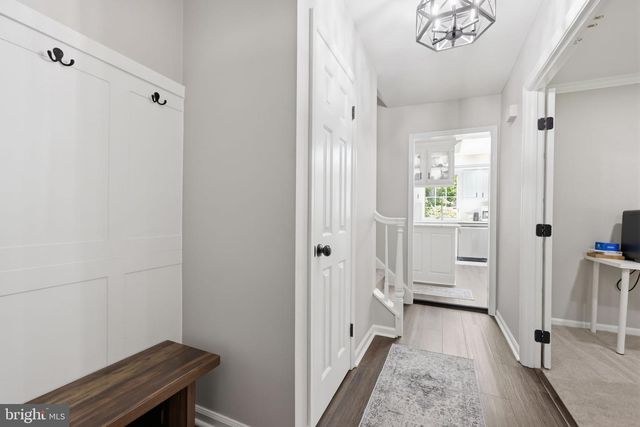 111 RICHARD DR, Chalfont, PA 18914