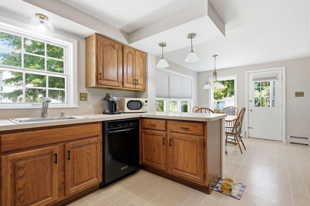 111 RICHARD DR, Chalfont, PA 18914