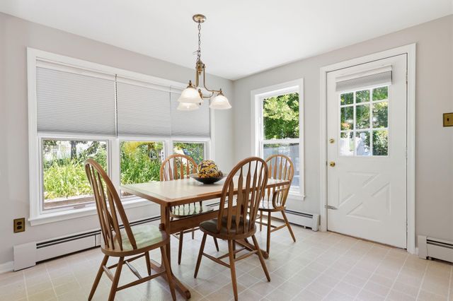 111 RICHARD DR, Chalfont, PA 18914