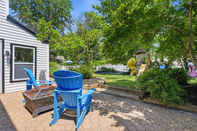 111 RICHARD DR, Chalfont, PA 18914