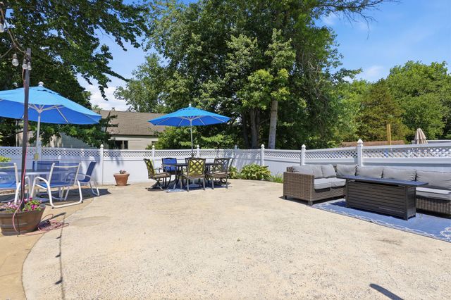 111 RICHARD DR, Chalfont, PA 18914