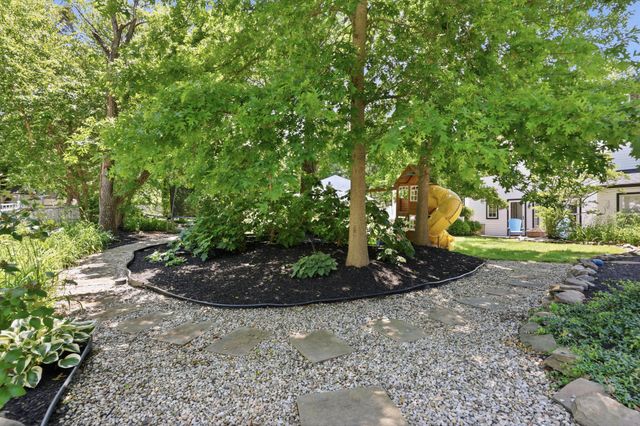 111 RICHARD DR, Chalfont, PA 18914