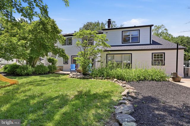 111 RICHARD DR, Chalfont, PA 18914