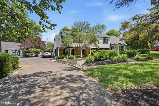 111 RICHARD DR, Chalfont, PA 18914