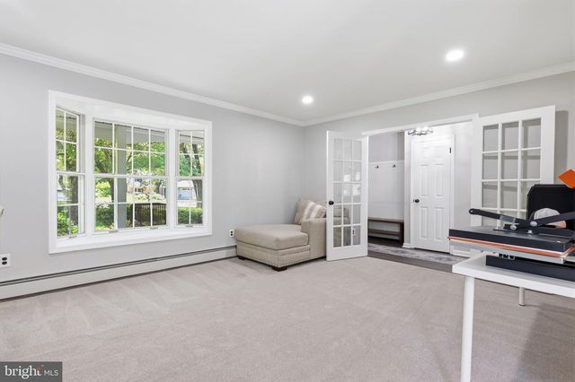 111 RICHARD DR, Chalfont, PA 18914